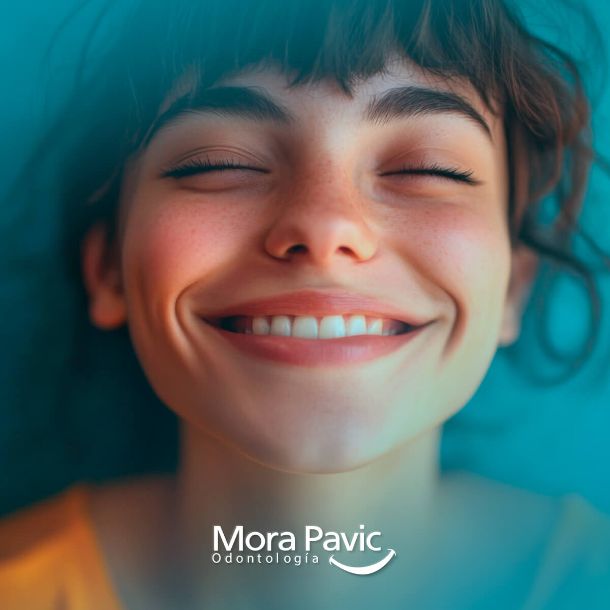 Limpieza dental + evaluación dental inicial + Radiografía Panorámica + Bite wing